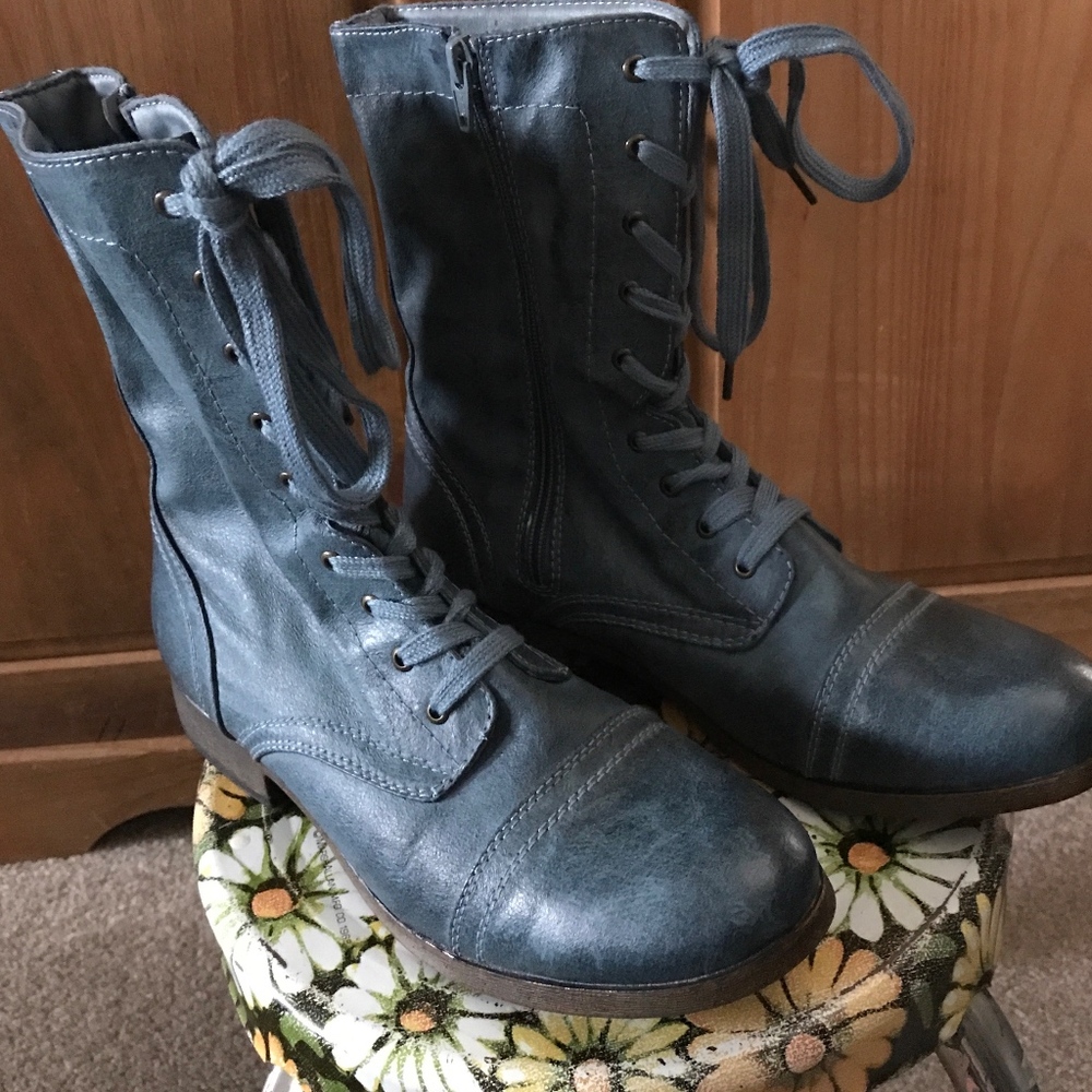 Massimo Supply Co-Women's Cassie Combat Boot